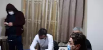 Kumar baskınında biri köy muhtarı 18 kişiye, 66 bin 500 lira ceza