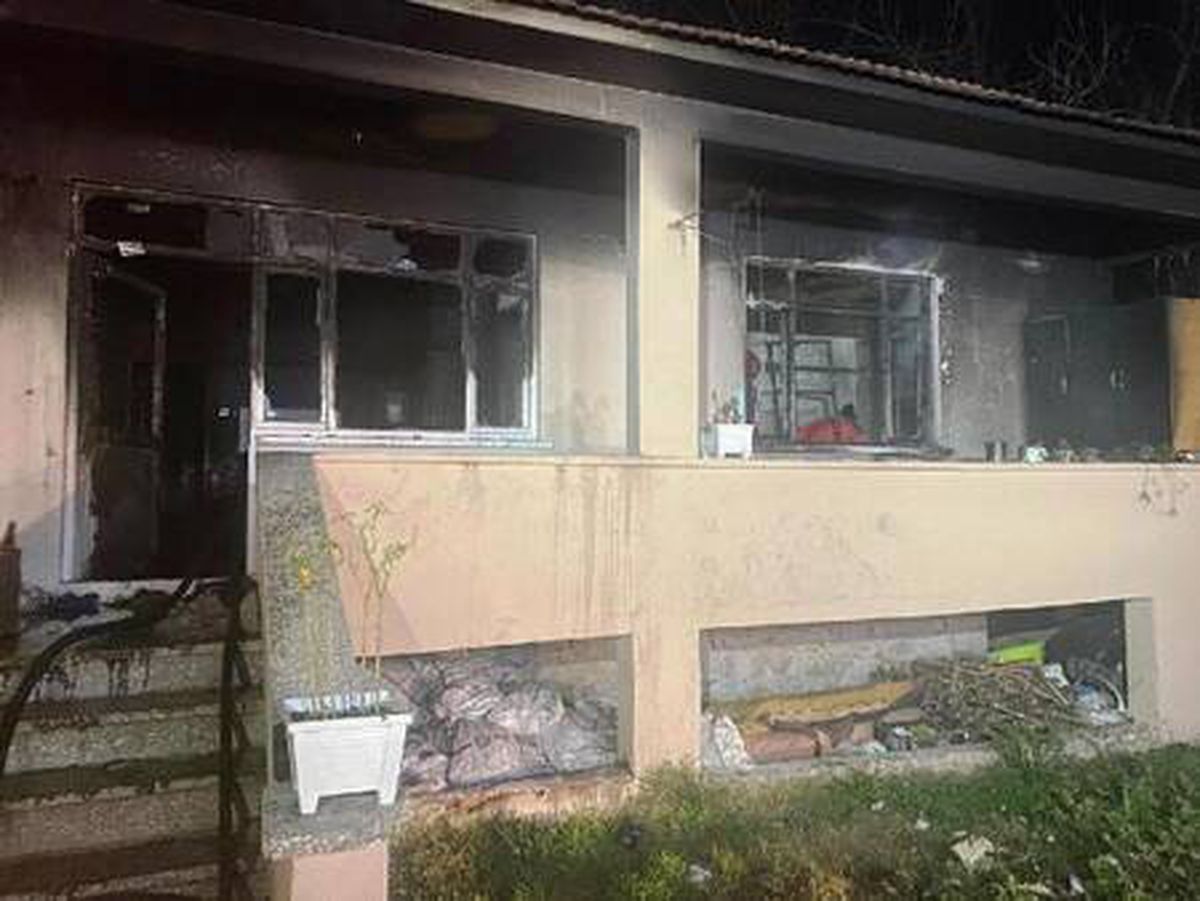 Sakarya'da evde çıkan yangında baba ve kızı öldü, oğlu yaralandı (2)