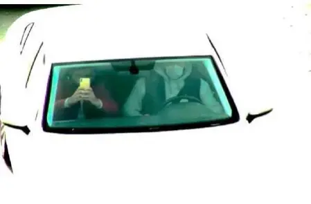 Trafik denetiminde dronu fark edince emniyet kemerini taktı Trafik denetiminde dronu fark edince emniyet kemerini taktı