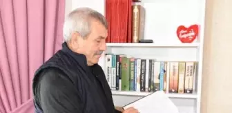 12 yıldır ölenlerin kayıtlarını tutuyor