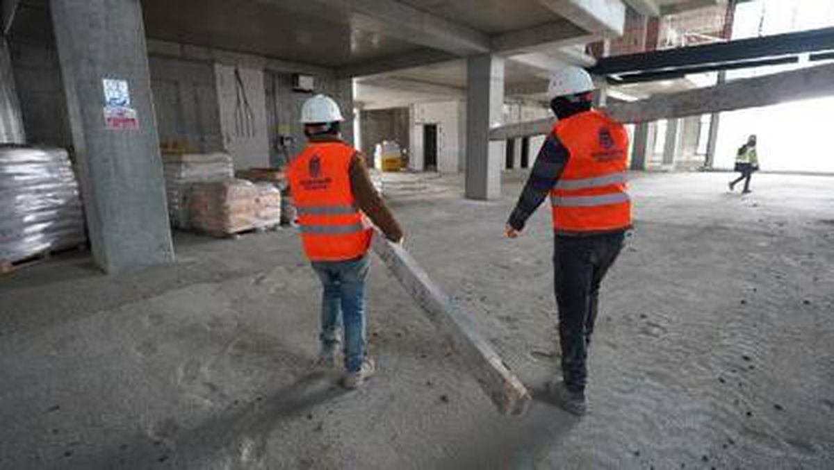 Başakşehir\'e çevre dostu belediye hizmet binası
