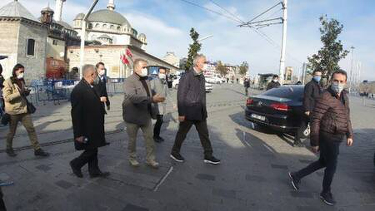 Kültür Bakanı Ersoy, Taksim\'de incelemelerde bulundu