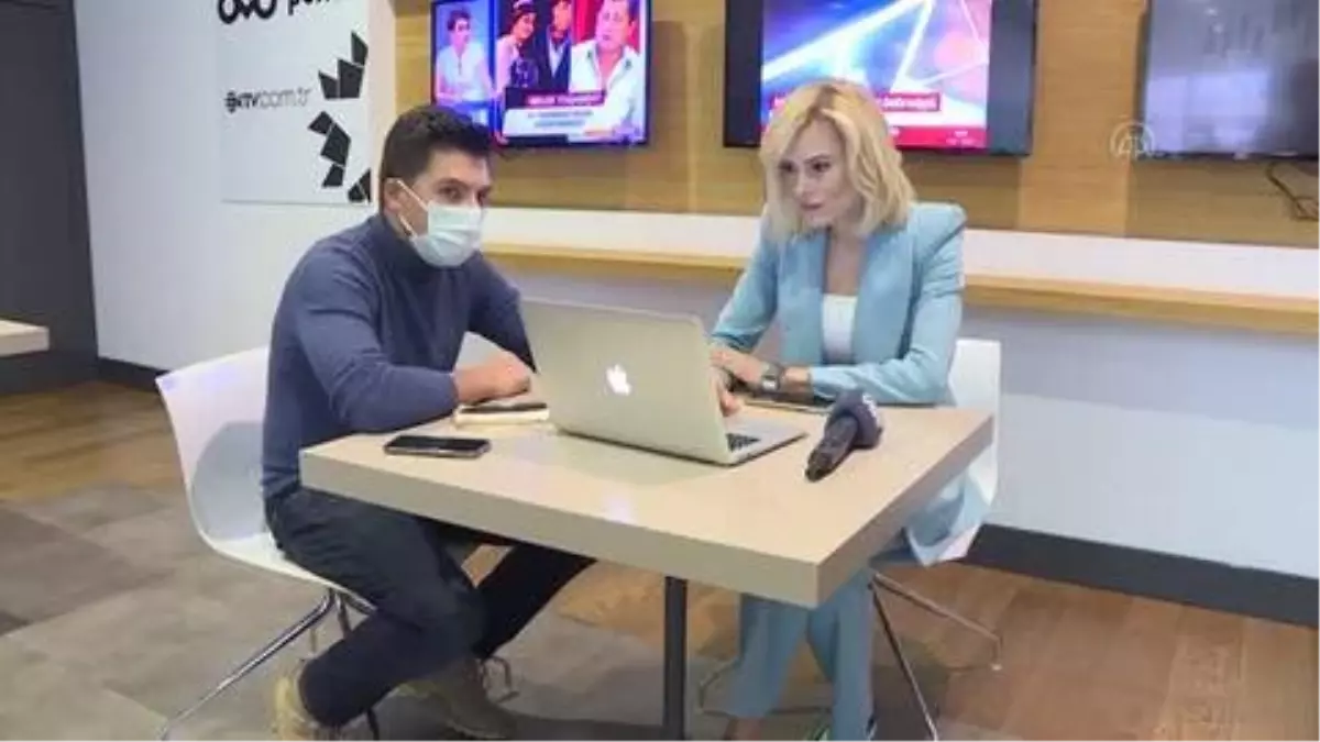 NTV spikeri Seda Öğretir, AA\'nın "Yılın Fotoğrafları" oylamasına katıldı