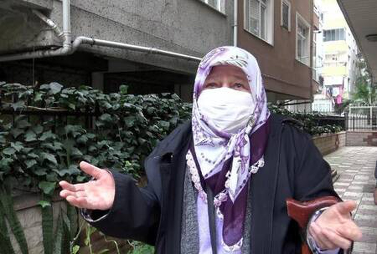 AVCILAR\'DA MARKETTEN DÖNEN YAŞLI KADININ DİKKATİNİ DAĞITARAK DOLANDIRDILAR