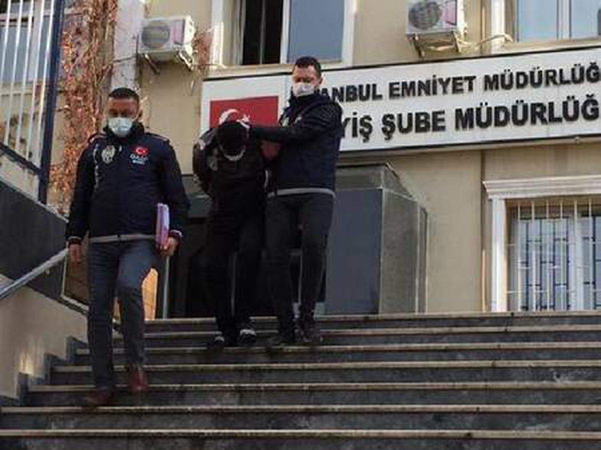 Son dakika haber! MARKET SOYGUNCUSU İKİ KARDEŞ KAMERADA