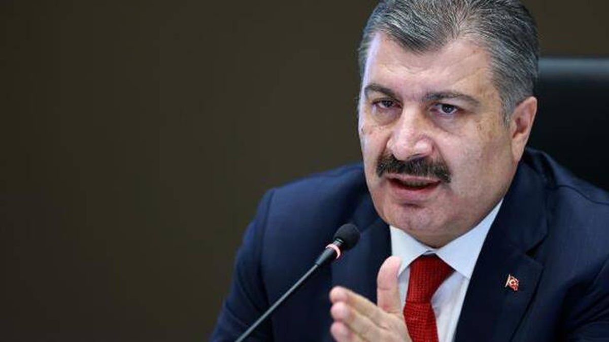 Bakan Koca, sağlık çalışanlarının mücadelesine destek istedi