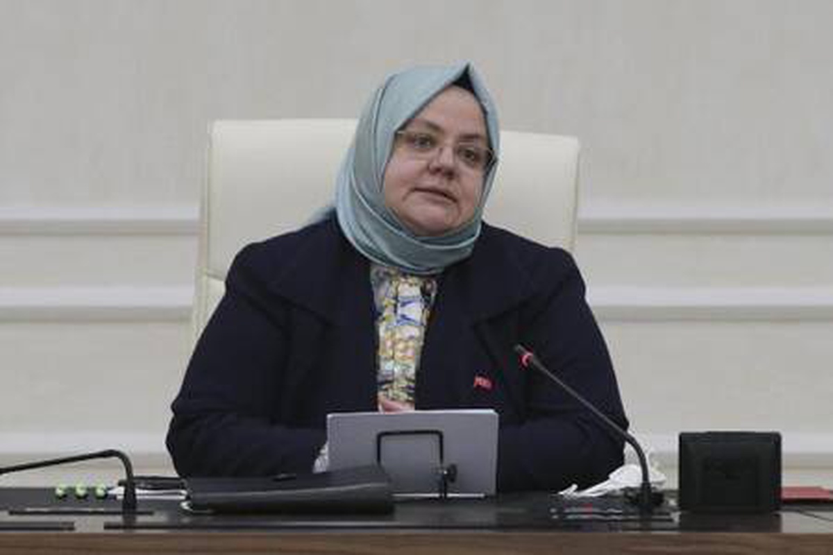 Bakan Selçuk: Asgari ücret 2 bin 825 lira 90 kuruş olarak belirlendi