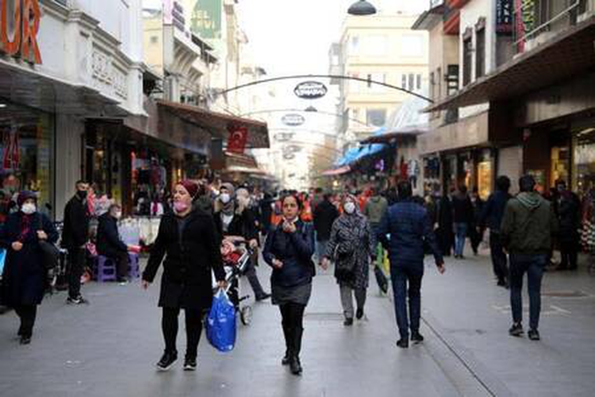 Gaziantep\'te çarşılarda yoğunluk