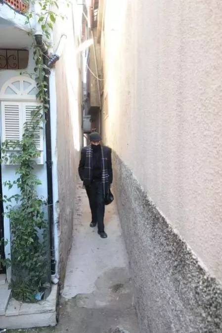 Hatay'daki en dar sokak 70 santimetre Hatay'daki en dar sokak 70 santimetre