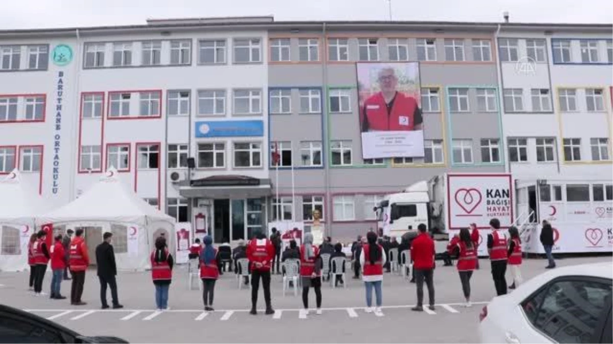 Kovid-19\'dan yaşamını yitiren Kızılay Şube Başkanı anısına kan bağışı kampanyası düzenleniyor