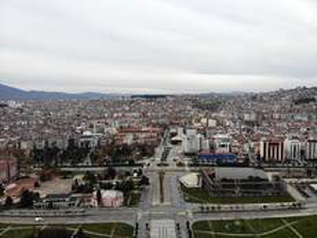Samsun\'da sokağa çıkma kısıtlamasını ihlal eden 572 kişiye 1 milyon 282 bin lira idari para cezası
