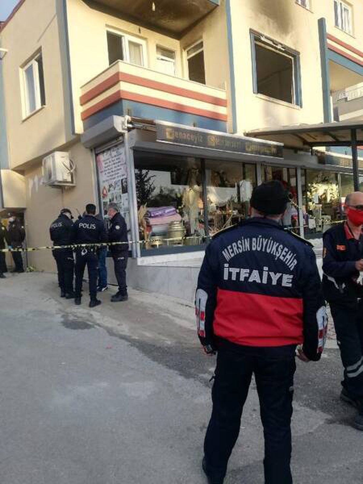 Tarsus\'ta evde yangın: 1 ölü