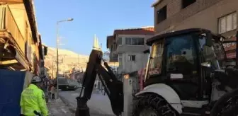 Beytüşşebap'ta kar sonrası buzlanma yaşamı olumsuz etkiliyor