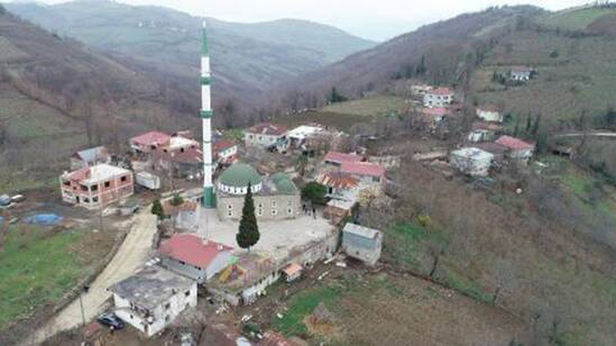 "Altın var" söylentileri nedeniyle tarihi camide 7 kez kazı yapıldı