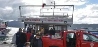 Gezi teknesinde fritözün kısa devre yapmasıyla yangın çıktı