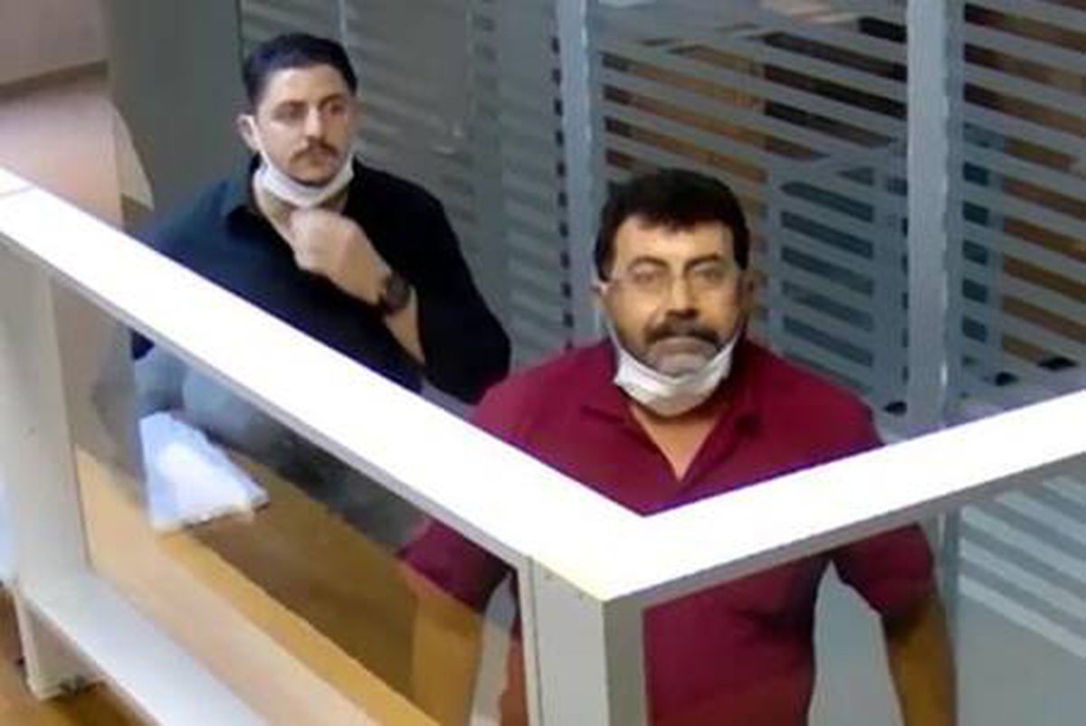 Sahte kimlik ve dublörle, başkasının dükkanlarını satan 5 kişi tutuklandı