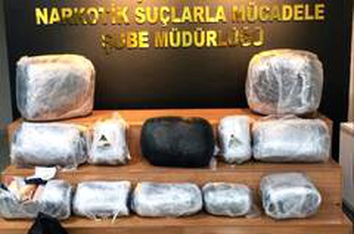 Şanlıurfa\'da 66 kilo skunk ele geçirildi: 2 gözaltı
