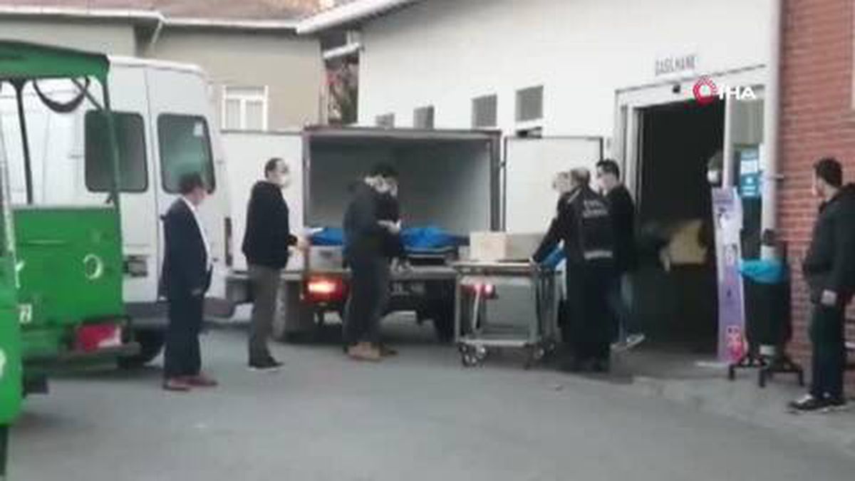 Son Dakika | Aylin Sözer'in cenazesi Kartal'da bulunan gasilhaneye getirildi