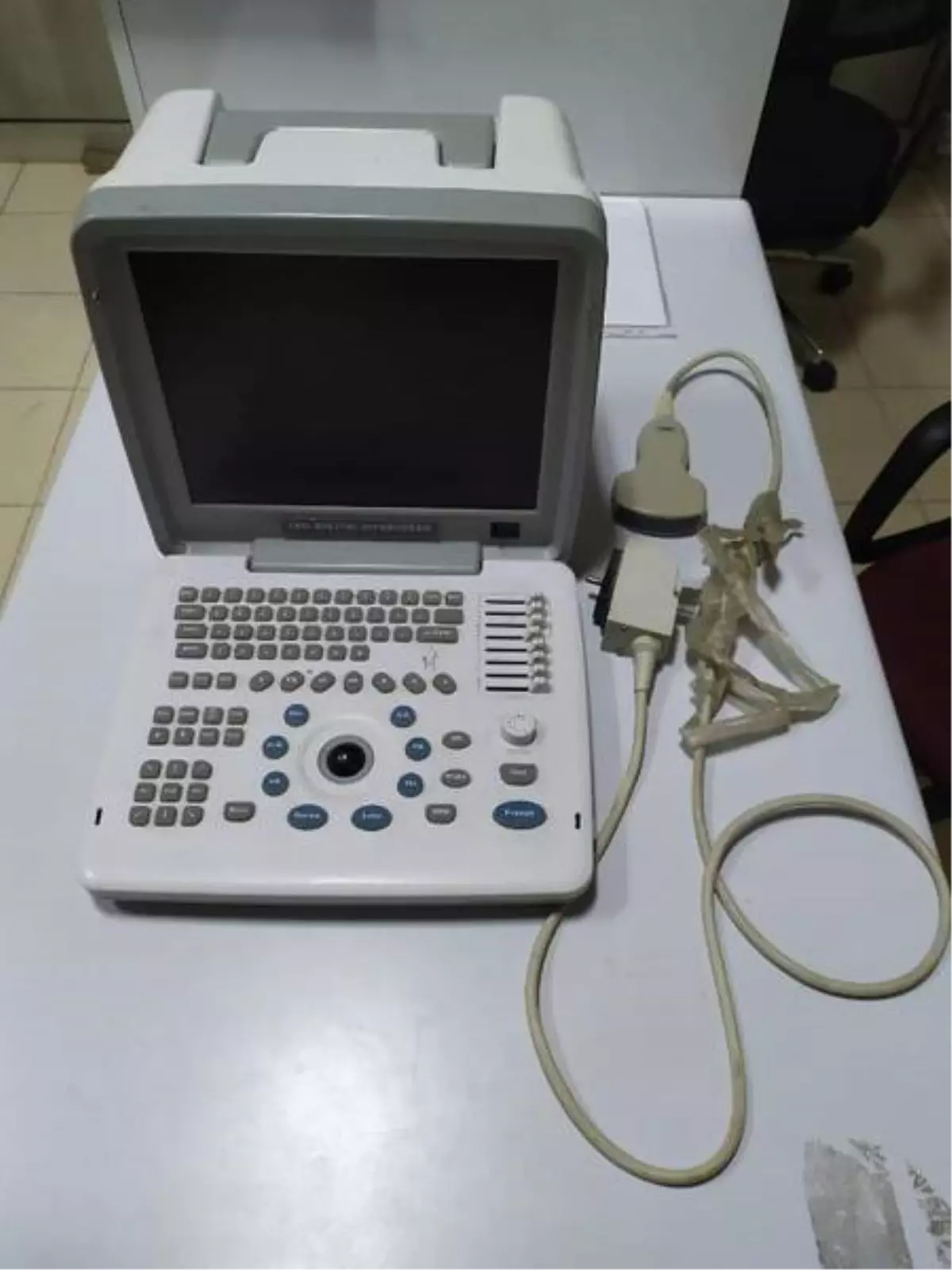 Evindeki ultrason cihazıyla muayene yapan sahte doktor yakalandı