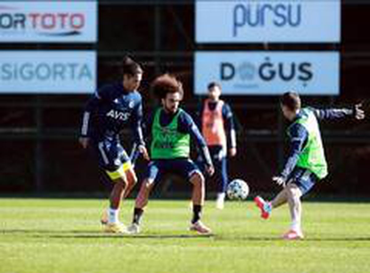 Fenerbahçe\'de Kasımpaşa maçı hazırlıkları devam etti