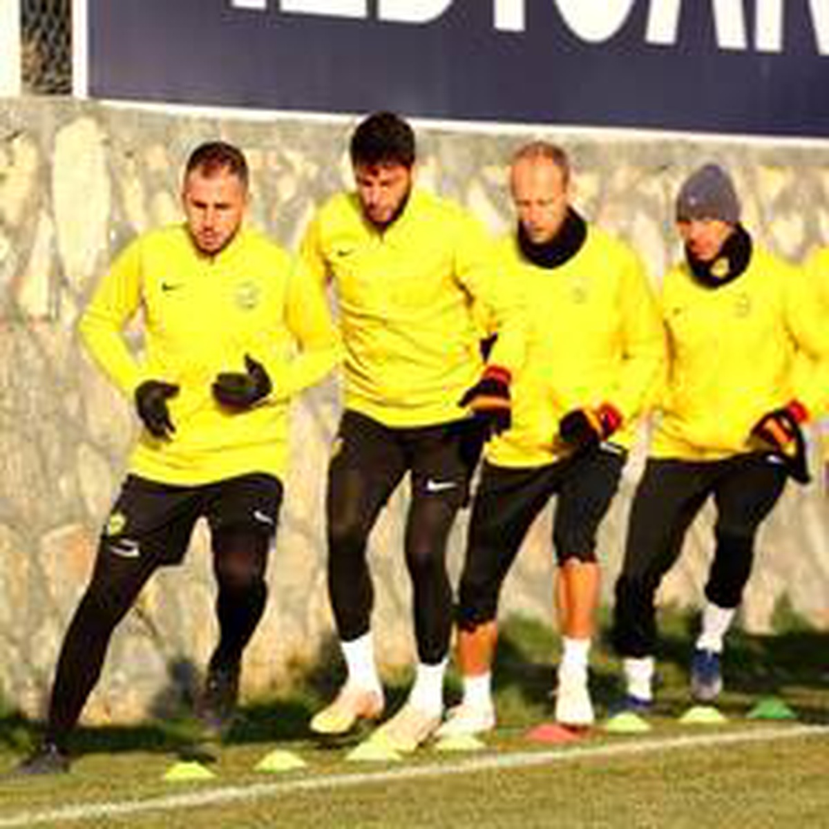 Yeni Malatyaspor\'da futbolcuların alacakları ödenmeye başladı