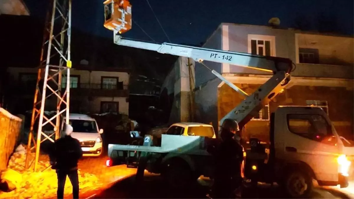 Elektrik arıza ekiplerinin yeni yıl mesaisi