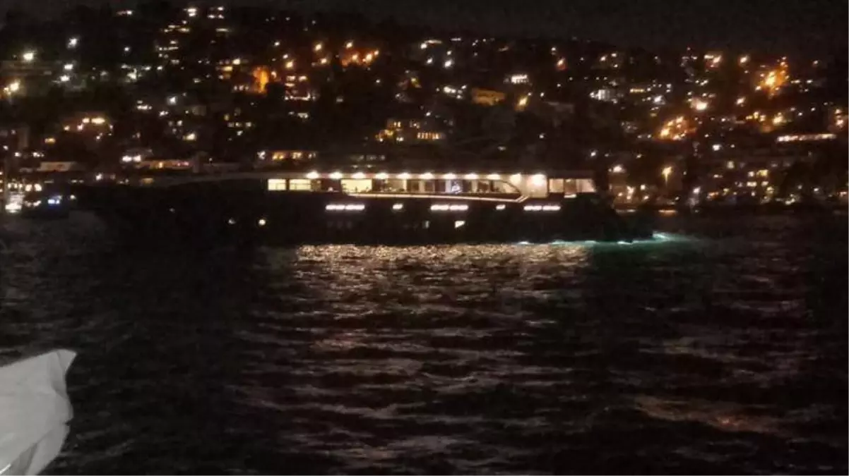 İstanbul Boğazı\'nda kaçak yılbaşı eğlencesine polis baskını