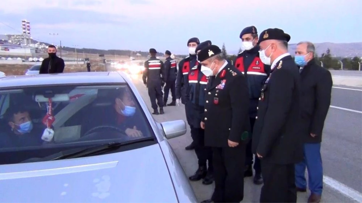 Jandarma Genel Komutan Yardımcısı Koç\'tan yılbaşı öncesi yol denetimi