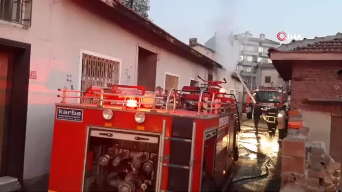 Sobadan sıçrayan kıvılcımlar yangın çıkardı