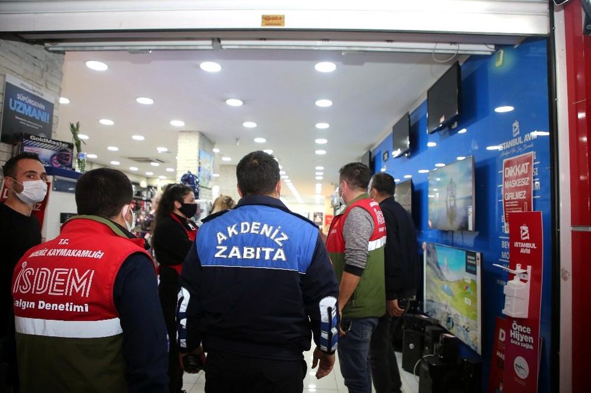 Akdeniz Belediyesi zabıta ekipleri yıl başında da denetimlerini sürdürdü