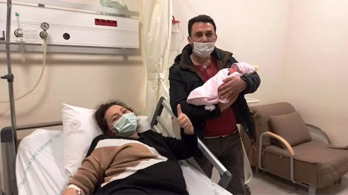 Bafra\'da yılın ilk bebeği Nilay