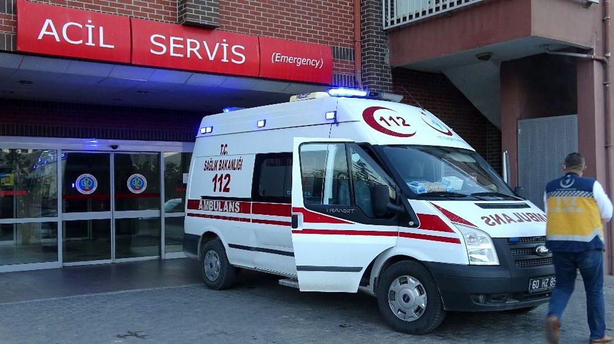 Başına yorgun mermi düşen genç kız yoğun bakıma alındı
