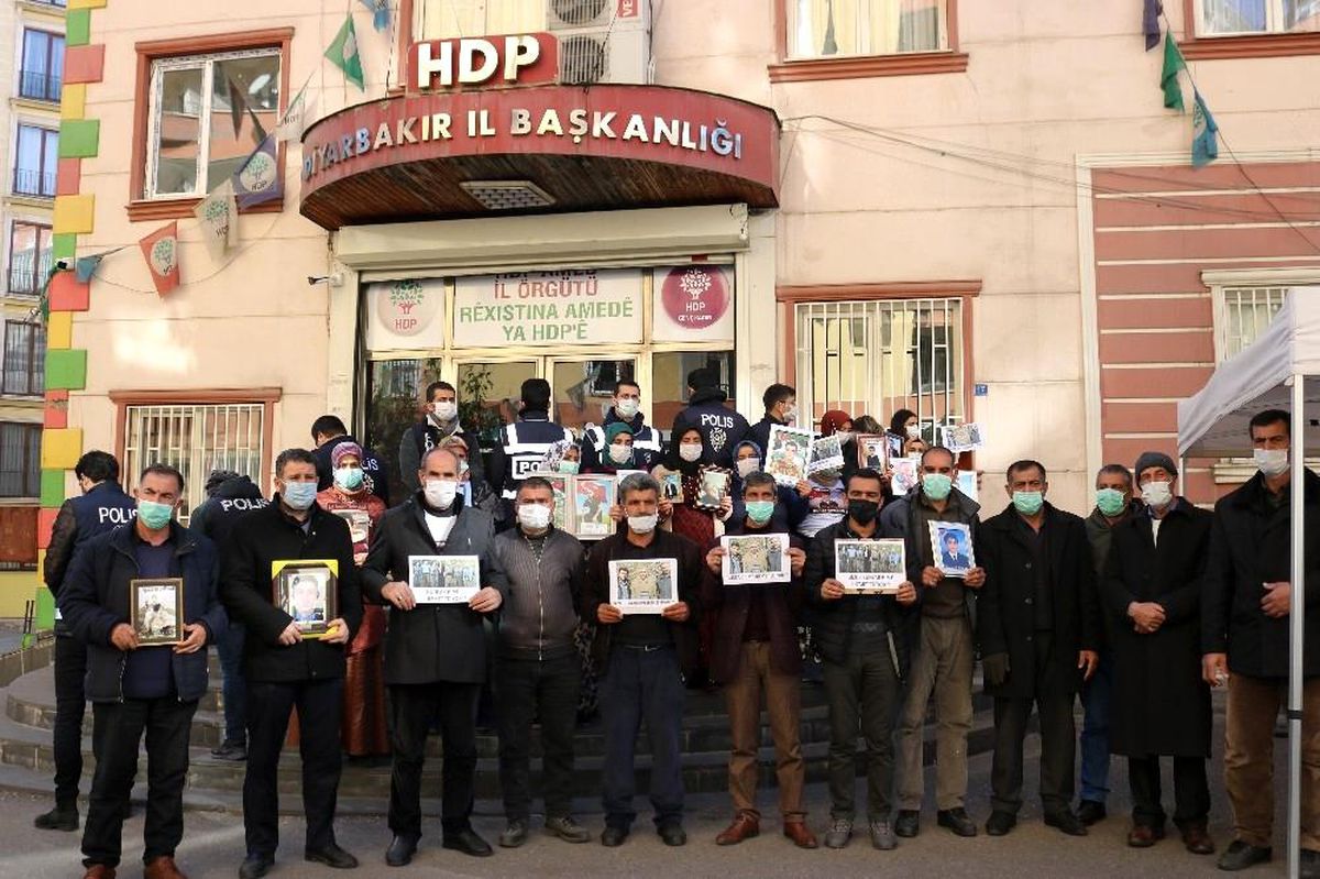 Evlat nöbetindeki ailelerden AİHM\'in Demirtaş kararına tepki