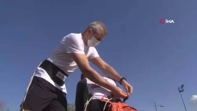 Son dakika haber! Hayat bağı...Bedensel engelli Okan ve Milli Triatlet Mert Onaran, birbirlerine bağladıkları ip yardımıyla maraton koşularına katılıyor Son dakika haber! Hayat bağı...Bedensel engelli Okan ve Milli Triatlet Mert Onaran, birbirlerine bağladıkları ip yardımıyla maraton koşularına katılıyor