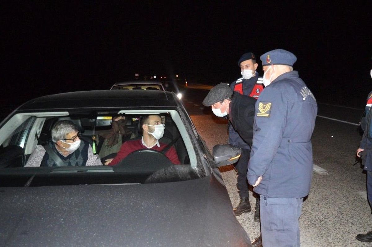 Hüyük Kaymakamı Demirkol yılbaşı denetimine katıldı