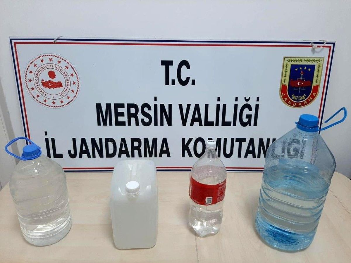 Mersin\'de sahte içki operasyonunda 3 şüpheli yakalandı