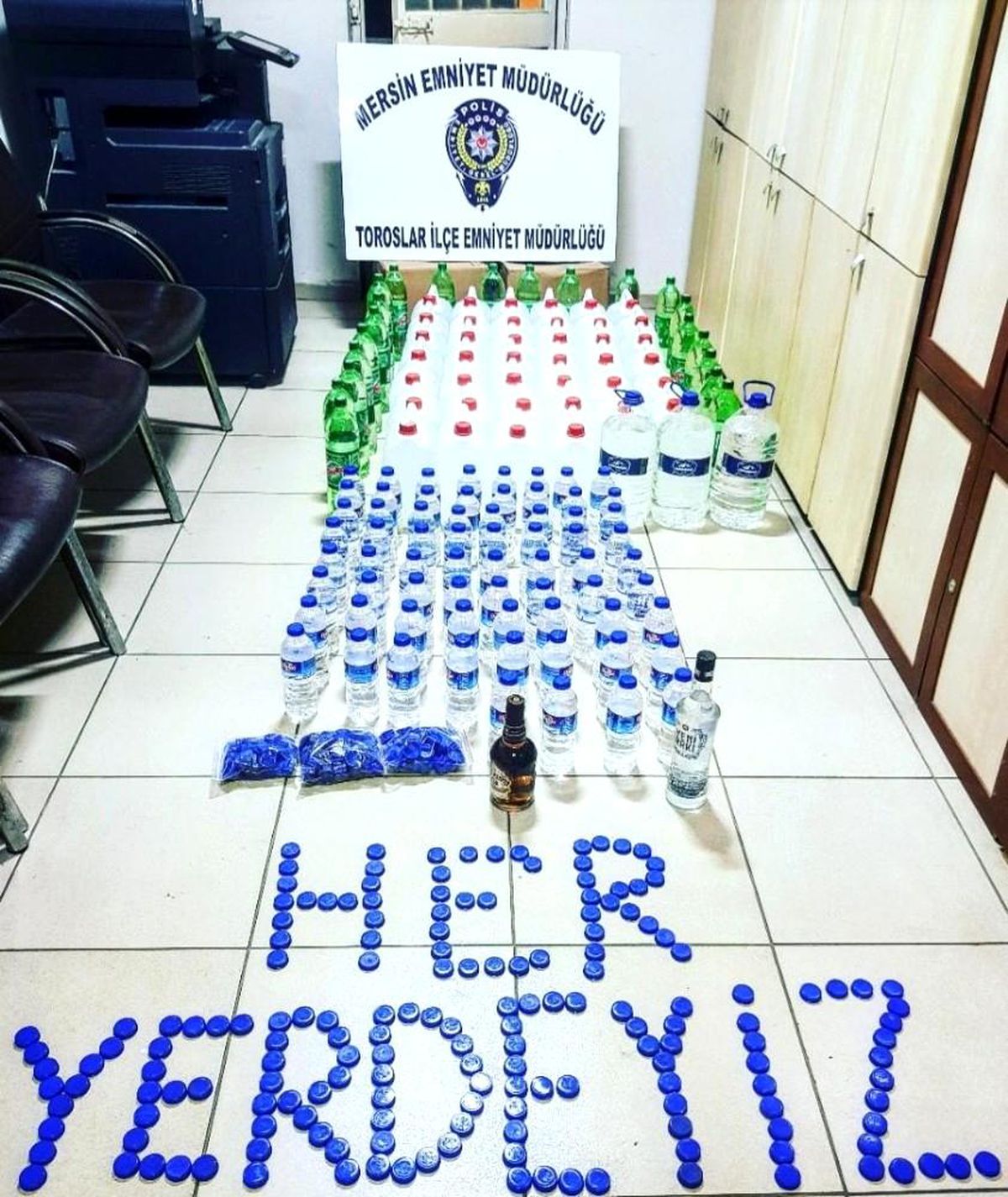 Mersin\'de yılbaşı öncesi 246 litre sahte etil alkol ele geçirildi