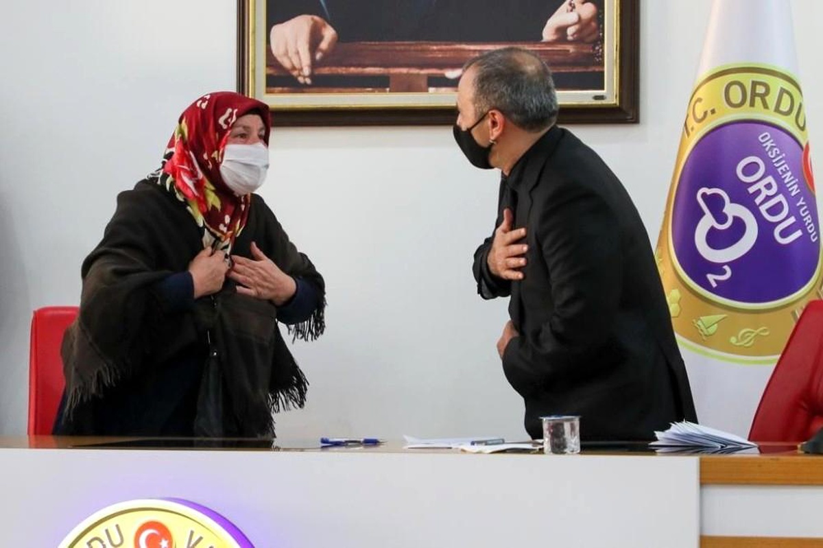 Ordu Valisi yılın son gününde de vatandaşın derdini dinledi