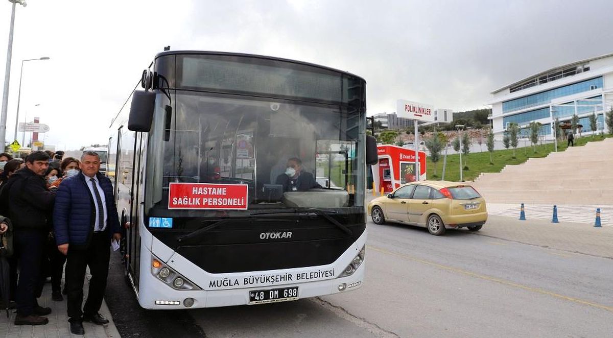 Sağlık çalışanlarına ücretsiz ulaşım 6 ay daha uzatıldı
