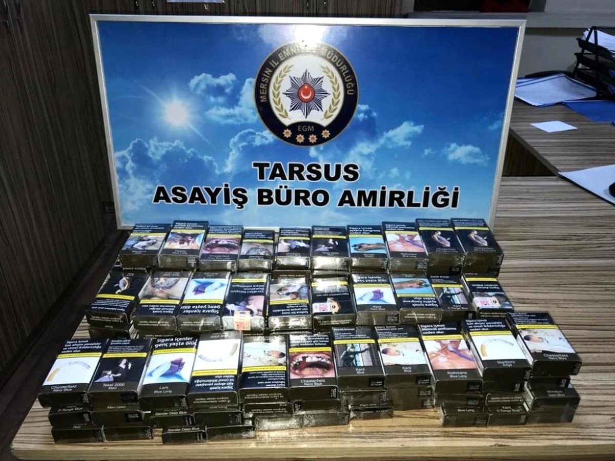 Tarsus\'ta büfede sigara hırsızlığı yapan 2 kişi yakalandı