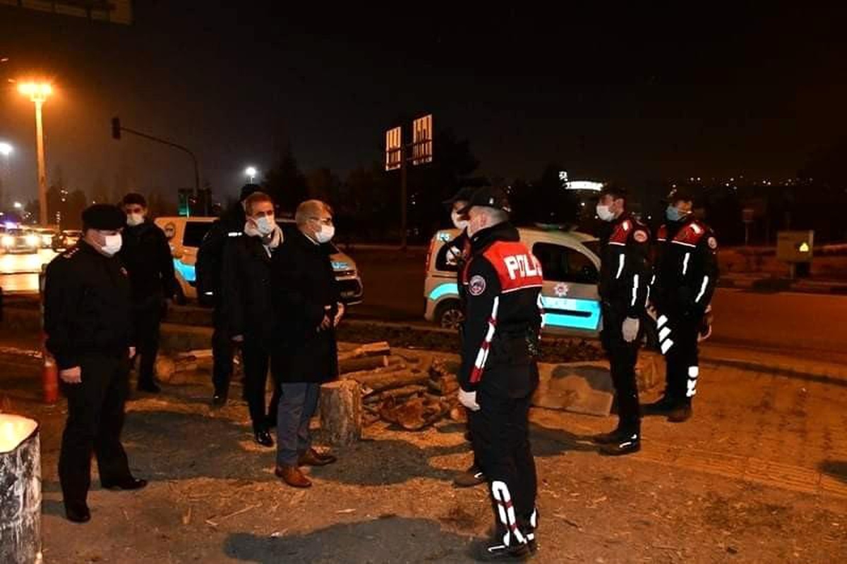 Vali Gürel\'den güvenlik güçlerine yeni yıl ziyareti