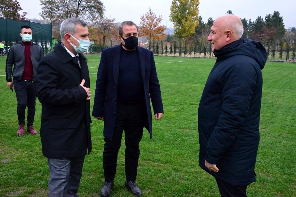 Yeşilyurt Belediyespor\'da kulüp başkanı ilk yarı performansından memnun