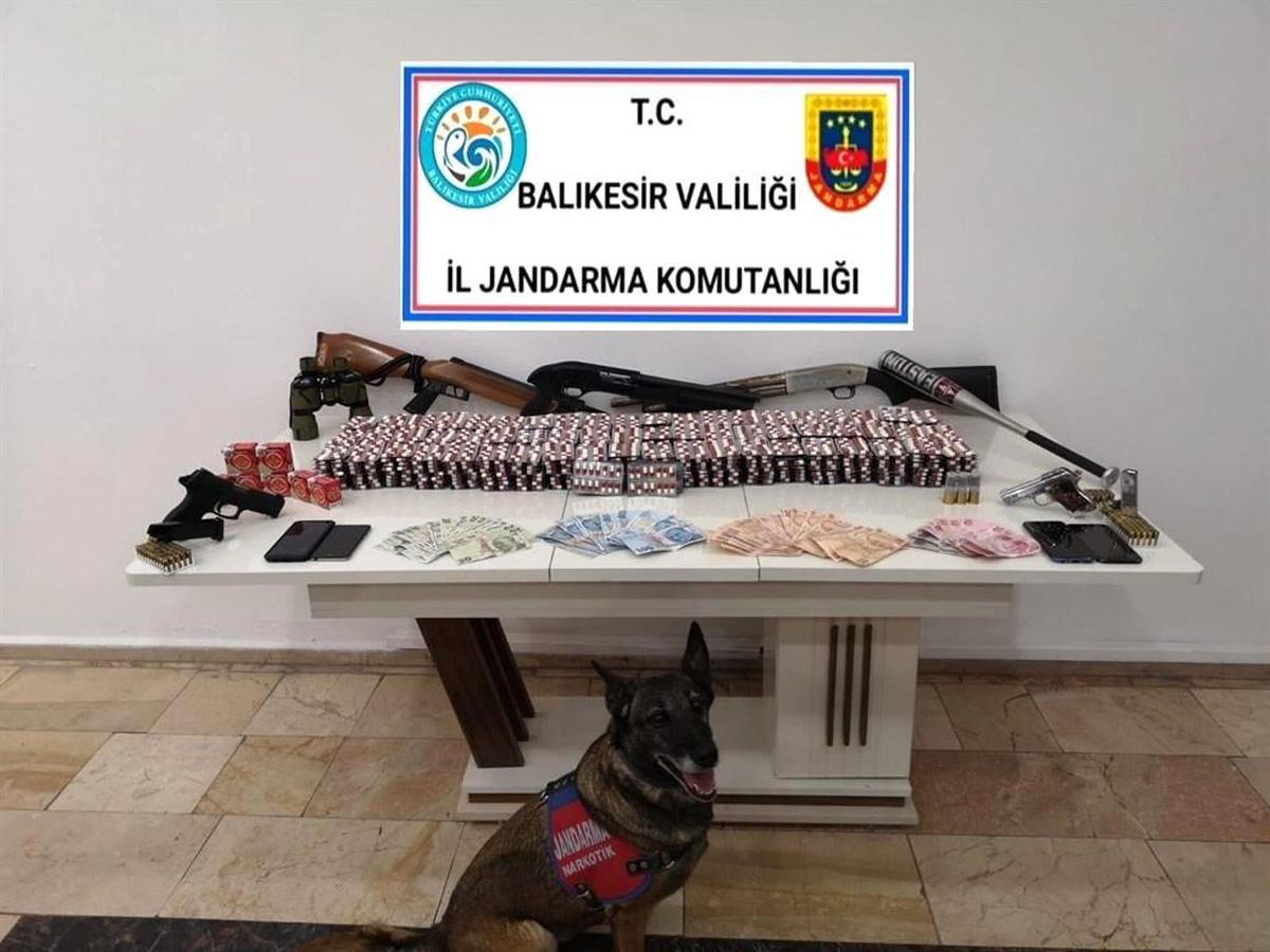Son dakika haberi: Balıkesir\'de uyuşturucu operasyonu 3 tutuklama