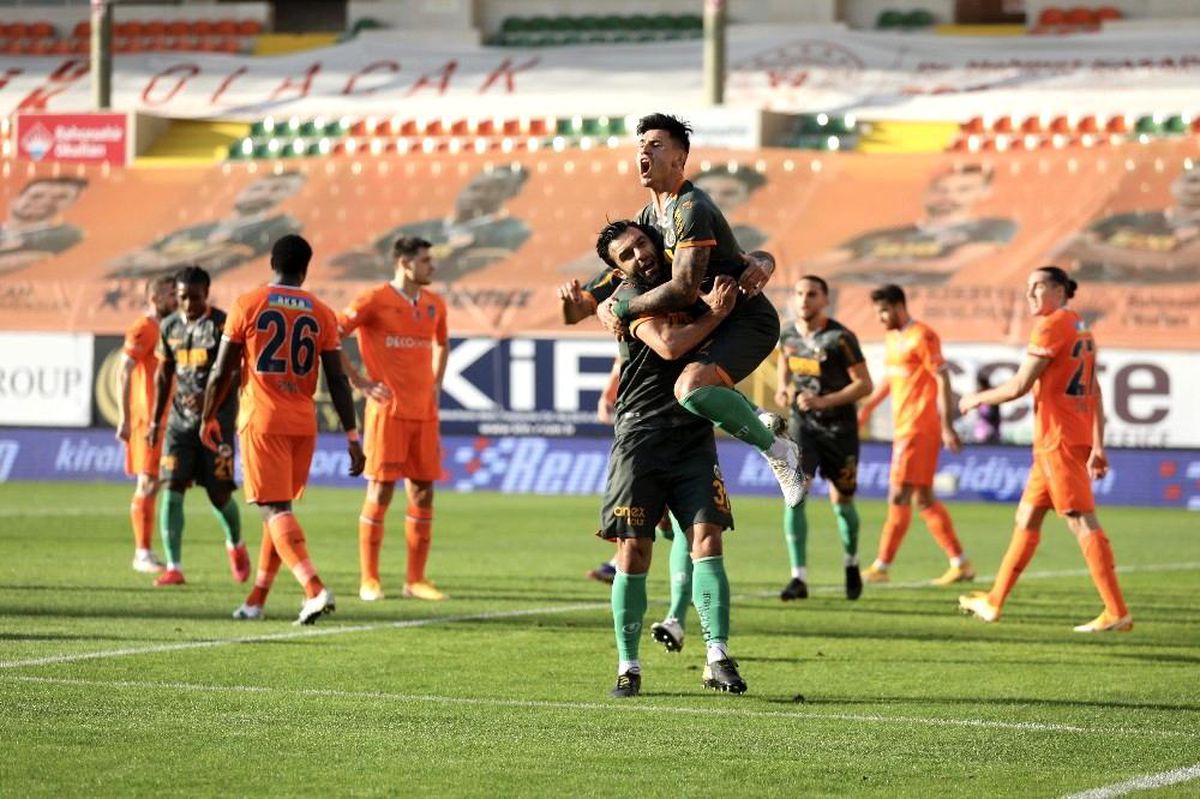 Başakşehir\'in galibiyet hasreti 7 maça çıktı