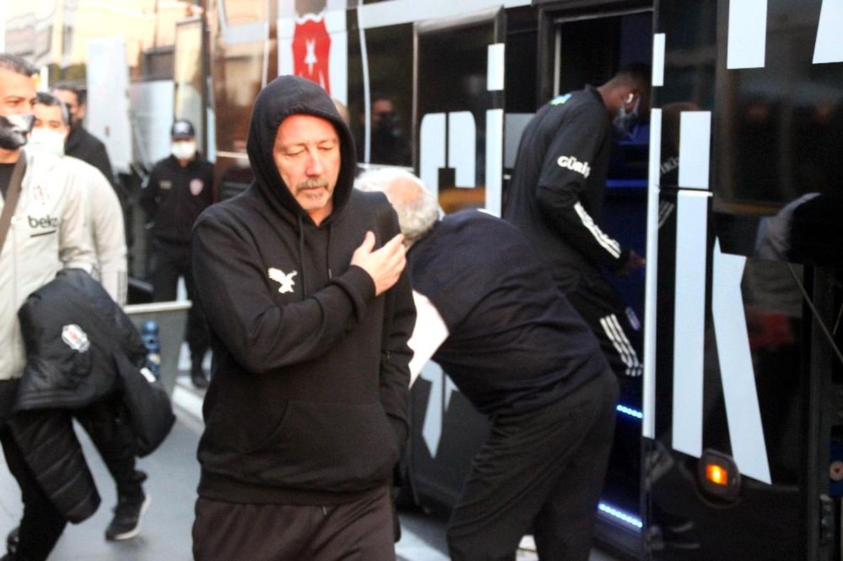 Beşiktaş kafilesi Kayseri\'de