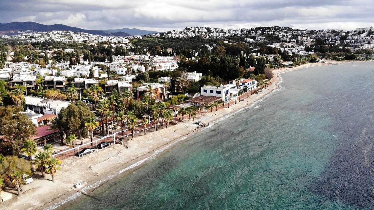 Bodrum sahillerinde sessizlik