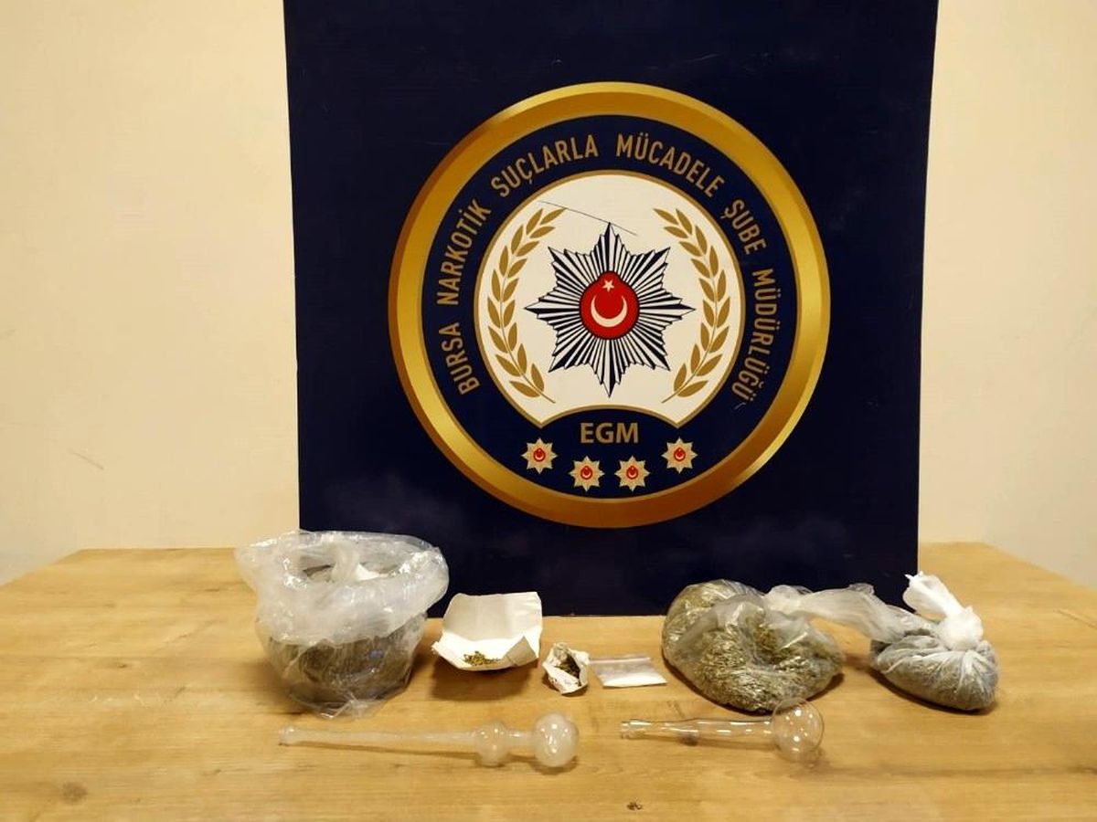 Bursa polisi uyuşturucu tacirlerine göz açtırmıyor