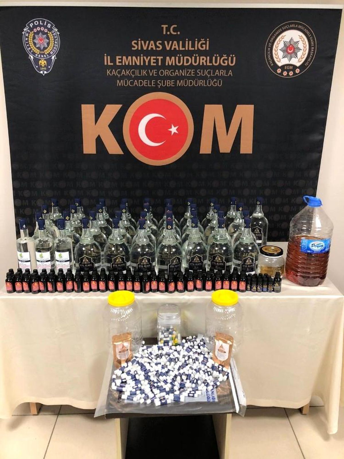 Kaçak alkol yapımında kullanacaklardı, polisin dikkatinden kaçmadı