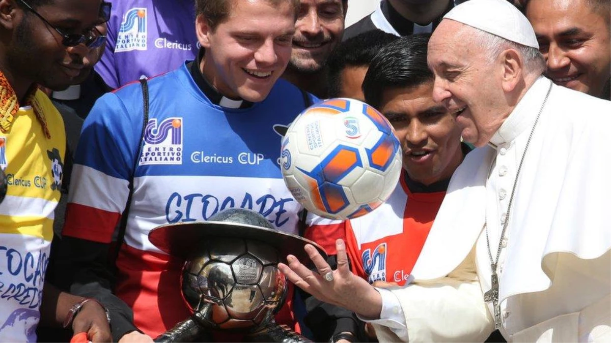 Papa Francesco futbol tutkusunu anlattı: \'Kalecilik benim için hayat okulu oldu\'