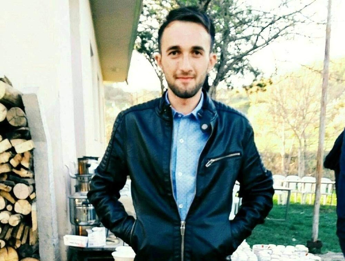 Su dolum makinesine sıkışan genç ağır yaralandı
